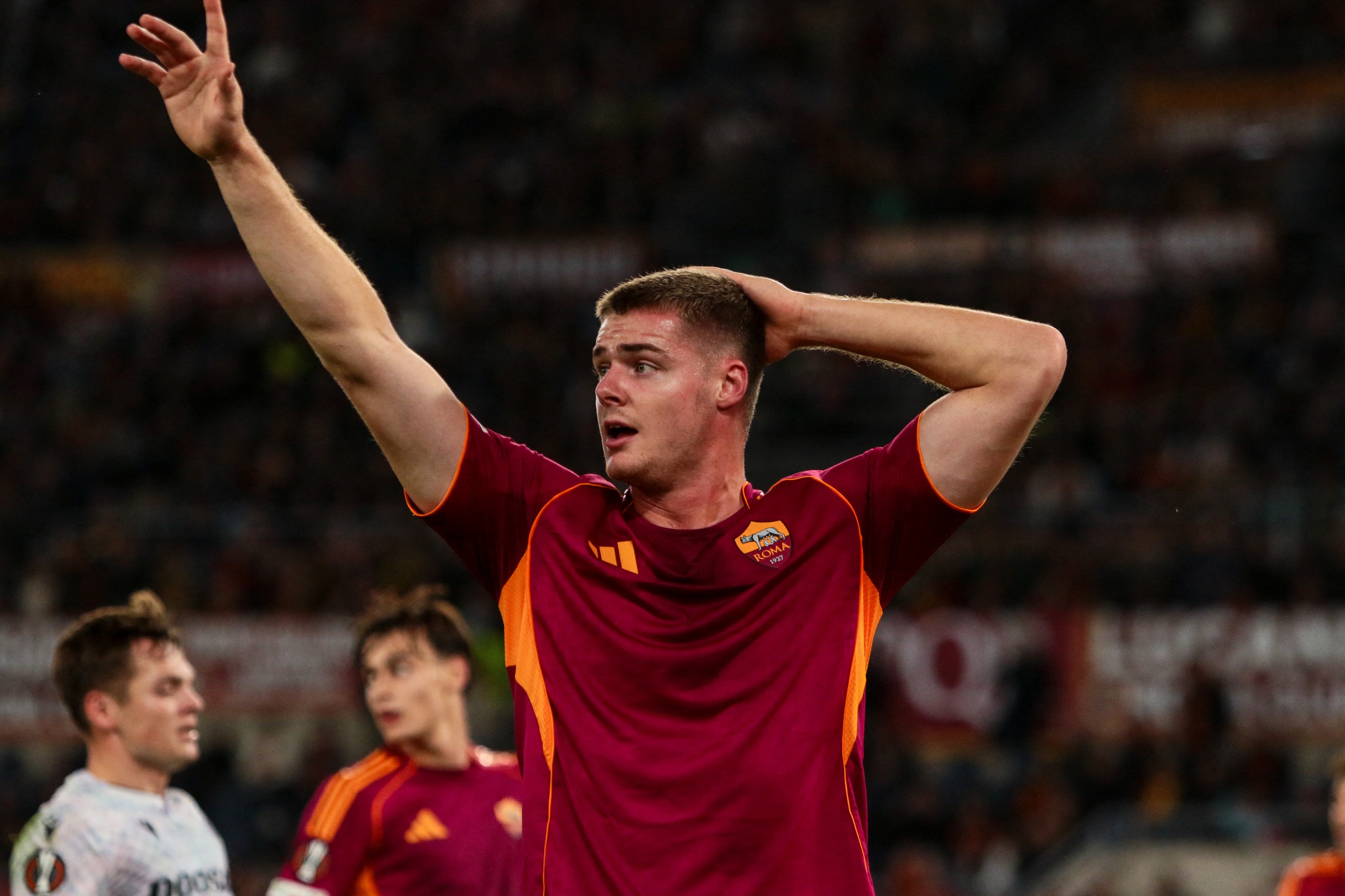 迪马：若前锋卢卡离队，那不勒斯有意引进多夫比克、弗格森