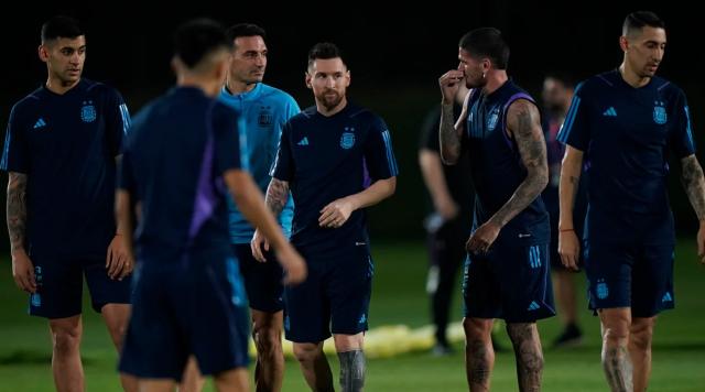 kaiyun-【前瞻】斯卡洛尼变阵5后卫要和范加尔比谁更保守？